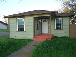 2221 N Crockett St, Sherman, TX 75092