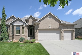 2604 Rokeby Rd, Lincoln, NE 68512