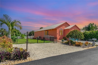 6070 Waterway Bay Dr, Fort Myers, FL 33908