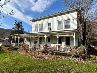 25 Upper Village Rd, Chelsea, VT 05038