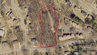 1210 Craigmont Dr, Lynchburg, VA 24501