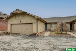 12121 Y Plaza, Omaha, NE 68137