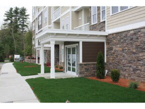 12 Braemoor Woods Rd Unit 102, Salem, NH 03079