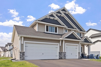 1401 142nd Ct E, Rosemount, MN 55068