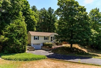 65 N Main St, Bellingham, MA 02019