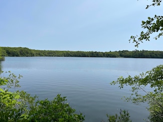 9 Santuit Ln, Mashpee, MA 02649