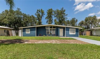 3609 Schwalbe Dr, Sarasota, FL 34235