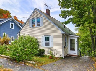 8 Lorne Rd, Arlington, MA 02476