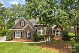 2241 Flagstick Dr, Matthews, NC 28104