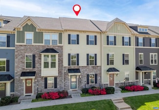 915 Flat Waters Ln, Charlottesville, VA 22911