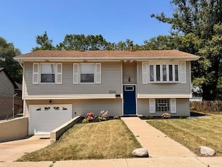 2240 Garfield St, Gary, IN 46404