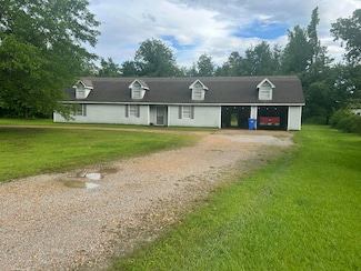 5 County Road 207, Pittsboro, MS 38951