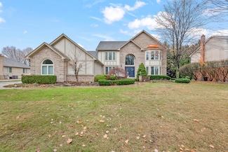 54880 Burlington Dr, Shelby Township, MI 48315