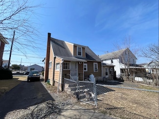 135 S Market St, Elysburg, PA 17824