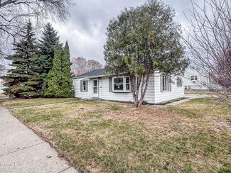 1722 E D Ave, Bismarck, ND 58501