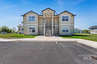 2105 E White Oak Ct, Nampa, ID 83687