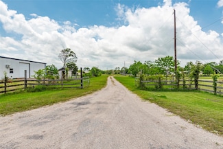 3330 Avenue D, Santa Fe, TX 77510