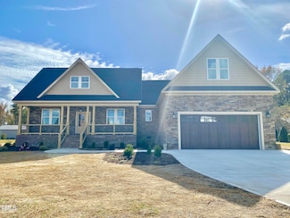 93 Otter Hole Dr, Kenly, NC 27542