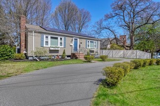 115 Washington St, Melrose, MA 02176