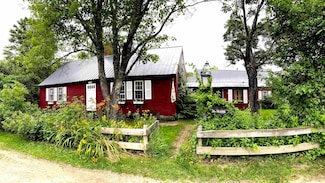 82 Smith Rd, Holderness, NH 03245
