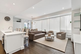 22 Liberty Dr Unit 9H, Boston, MA 02210