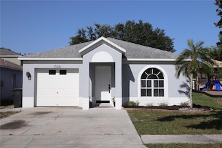 1006 Harvest Moon Dr, Seffner, FL 33584