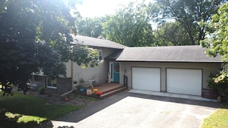 2870 Wayland Ct, Eau Claire, WI 54703