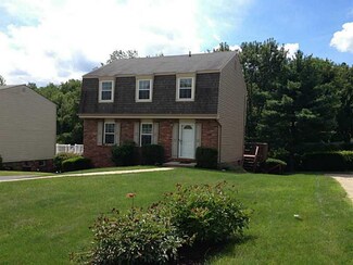 217 Manor Dr, Pittsburgh, PA 15236