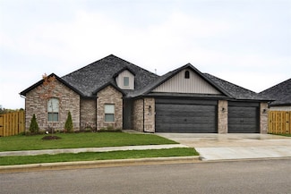 1913 Salmon St, Pea Ridge, AR 72751