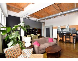 118 Holmes St Unit 405, Quincy, MA 02171