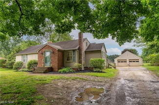 3796 Sweitzer St NW, Uniontown, OH 44685