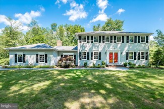 13 Douglass Dr, Princeton, NJ 08540
