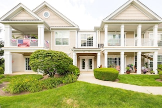 903 Saratoga Ln, Fishkill, NY 12524