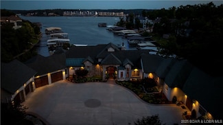 1208 Brookhaven Ln, Sunrise Beach, MO 65079