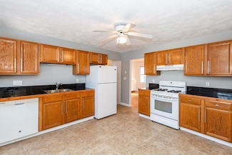 15 Hutchinson St Unit 2, Winthrop, MA 02152