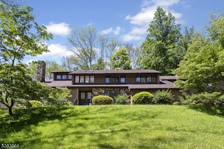 32 E Main St, Morristown, NJ 07960