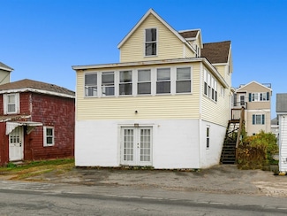 40 N End Blvd, Salisbury, MA 01952