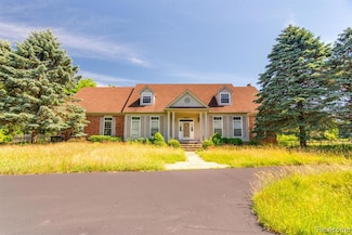 4090 Perryville Rd, Ortonville, MI 48462