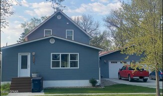 211 3rd St E, Minnewaukan, ND 58351