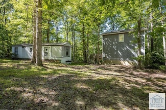 14 Riverview Ave, Buffalo Junction, VA 24529