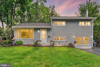 21 E Avon Dr, Claymont, DE 19703
