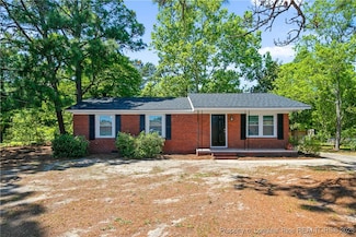 4112 Legion Rd, Hope Mills, NC 28348