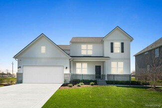 51254 Nature Trail Dr, Macomb, MI 48042