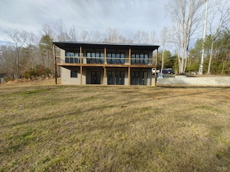 8915 Charlemont Rd, Goode, VA 24556
