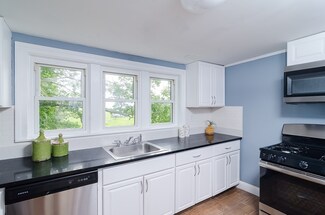 32 Palmer St, Quincy, MA 02169
