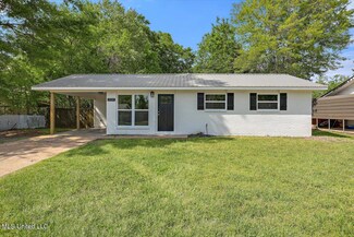2020 Loyd St, Pearl, MS 39208