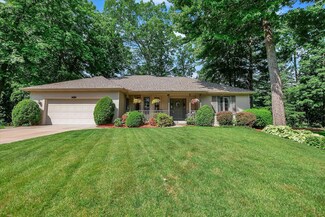 7331 Hidden Forest Ct, Hudsonville, MI 49426