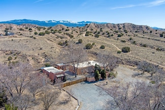 10 Athena's Way, Española, NM 87532