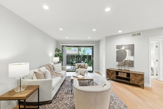 999 W Evelyn Terrace Unit 29, Sunnyvale, CA 94086