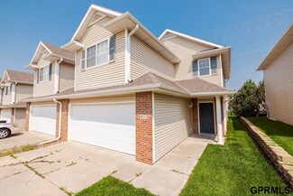 6812 S 90th St, Lincoln, NE 68526